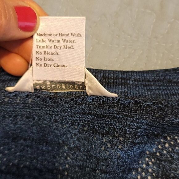 - Exclusively,  Misook woman cardigan size 3x - Picture 11 of 11